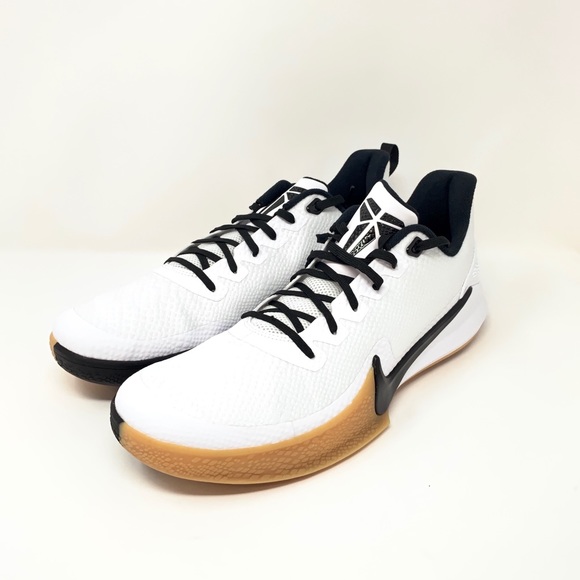 earl self lacing shoe